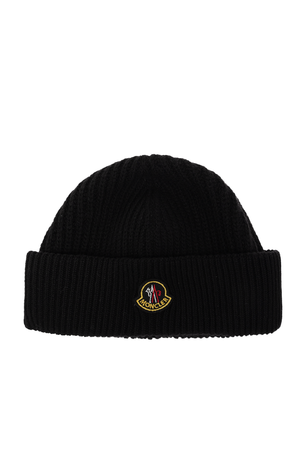 Wool beanie with a logo patch od Moncler