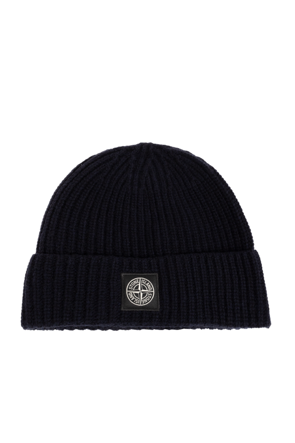 Wool beanie with patch od Stone Island