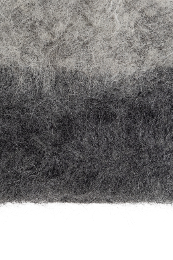 Represent Cap with gradient motif