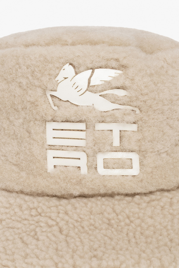 Etro Bucket hat in lamb fur