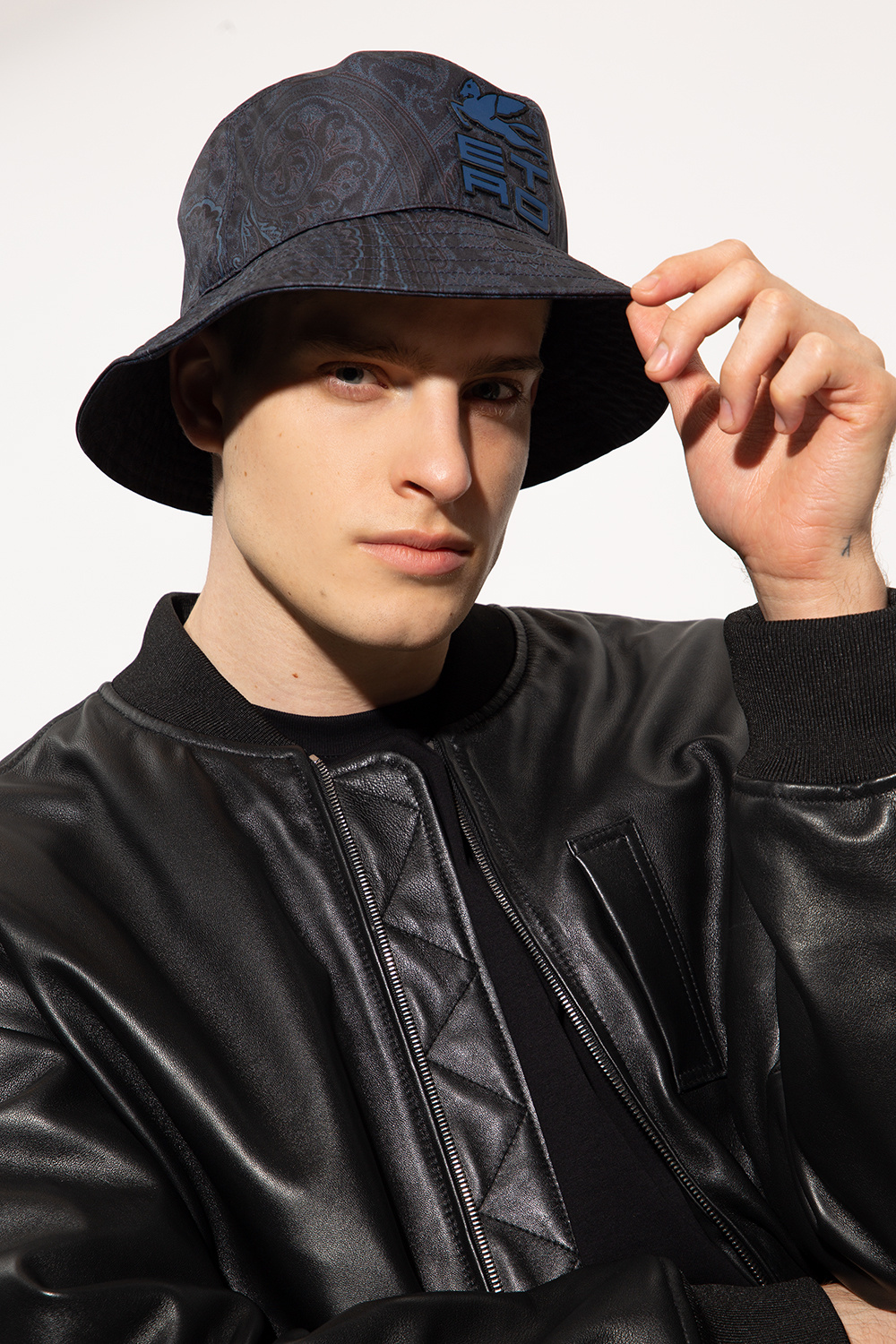 Etro all-American styled bucket hat Garrafa from