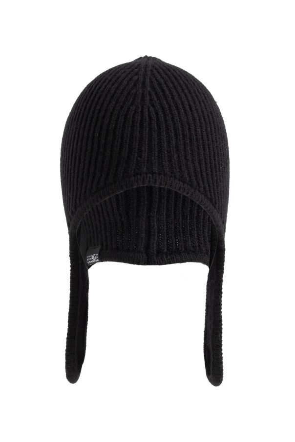 Wool beanie with logo patch od MM6 Maison Margiela