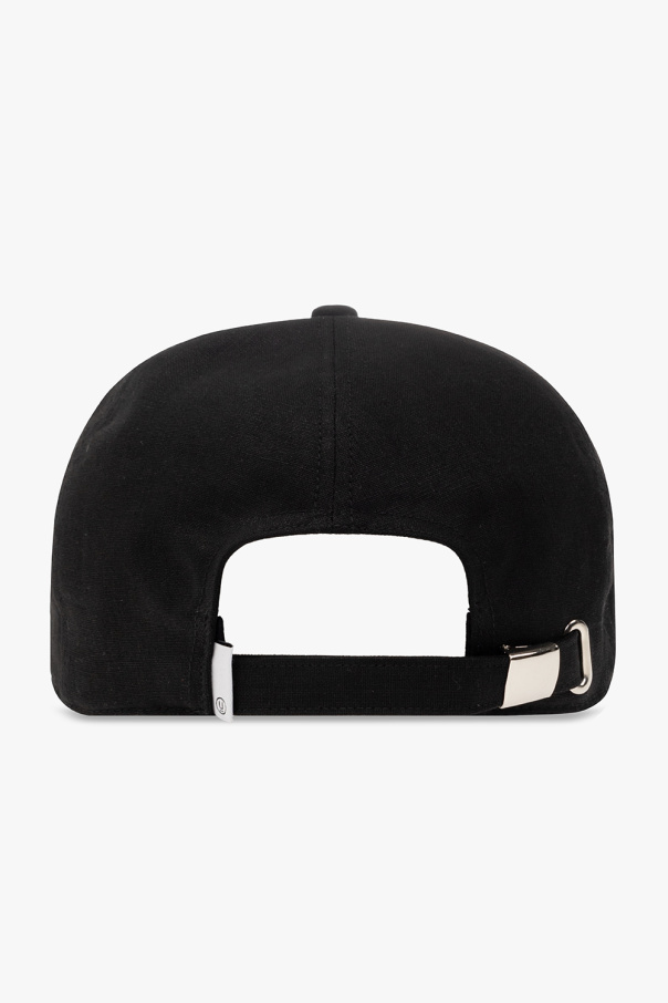 Undercover buckle cap