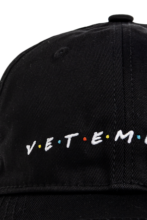 VETEMENTS Kšiltovka
