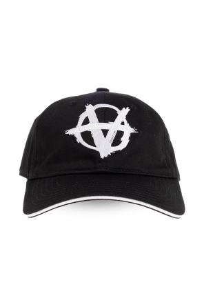 Baseball cap with logo