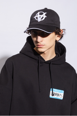 VETEMENTS Baseball cap with logo