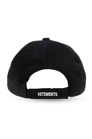 VETEMENTS Baseball cap with logo