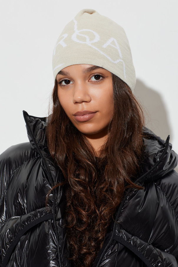 ROA Gorro con logotipo
