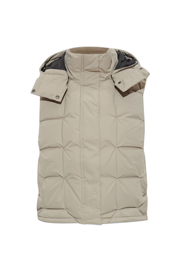 Heated gilet with detachable hood od Rethinkit Studios
