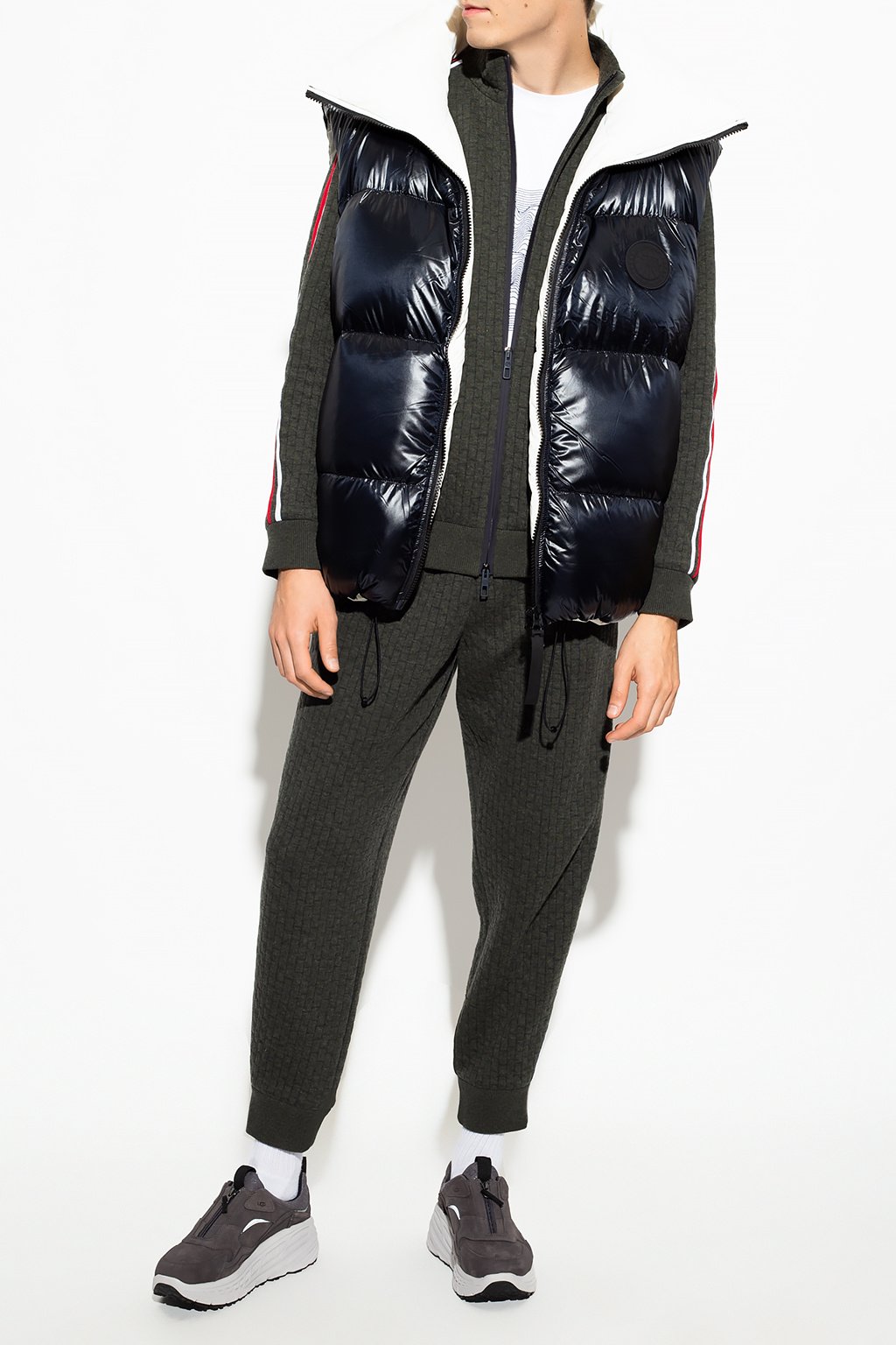 Canada Goose Download the latest version of the app