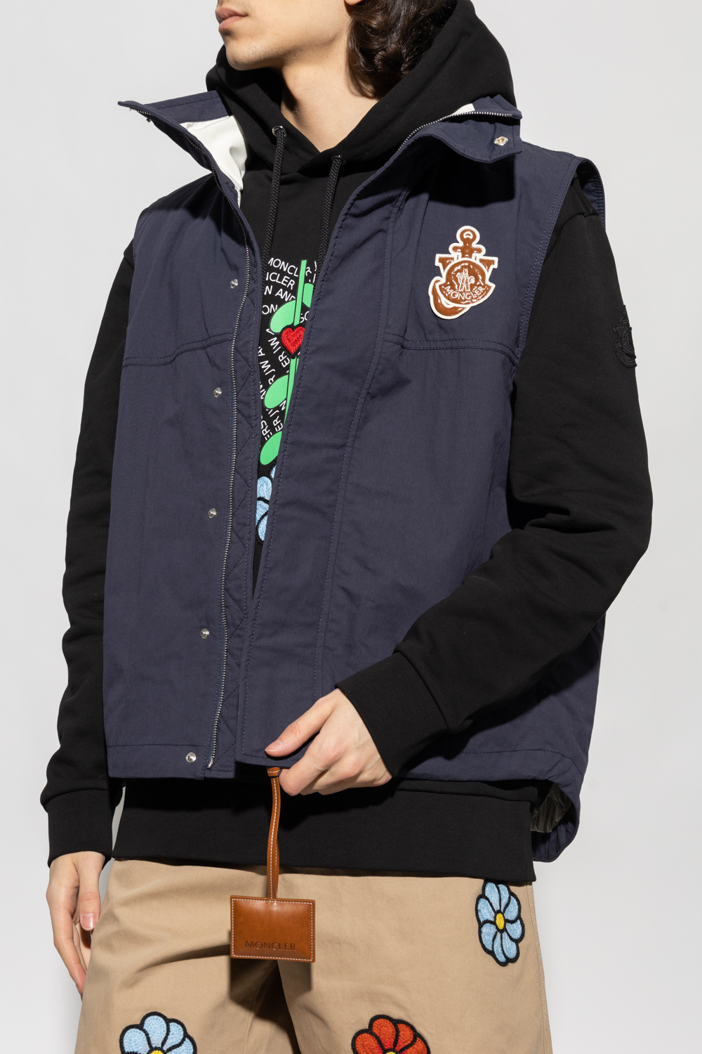 moncler location