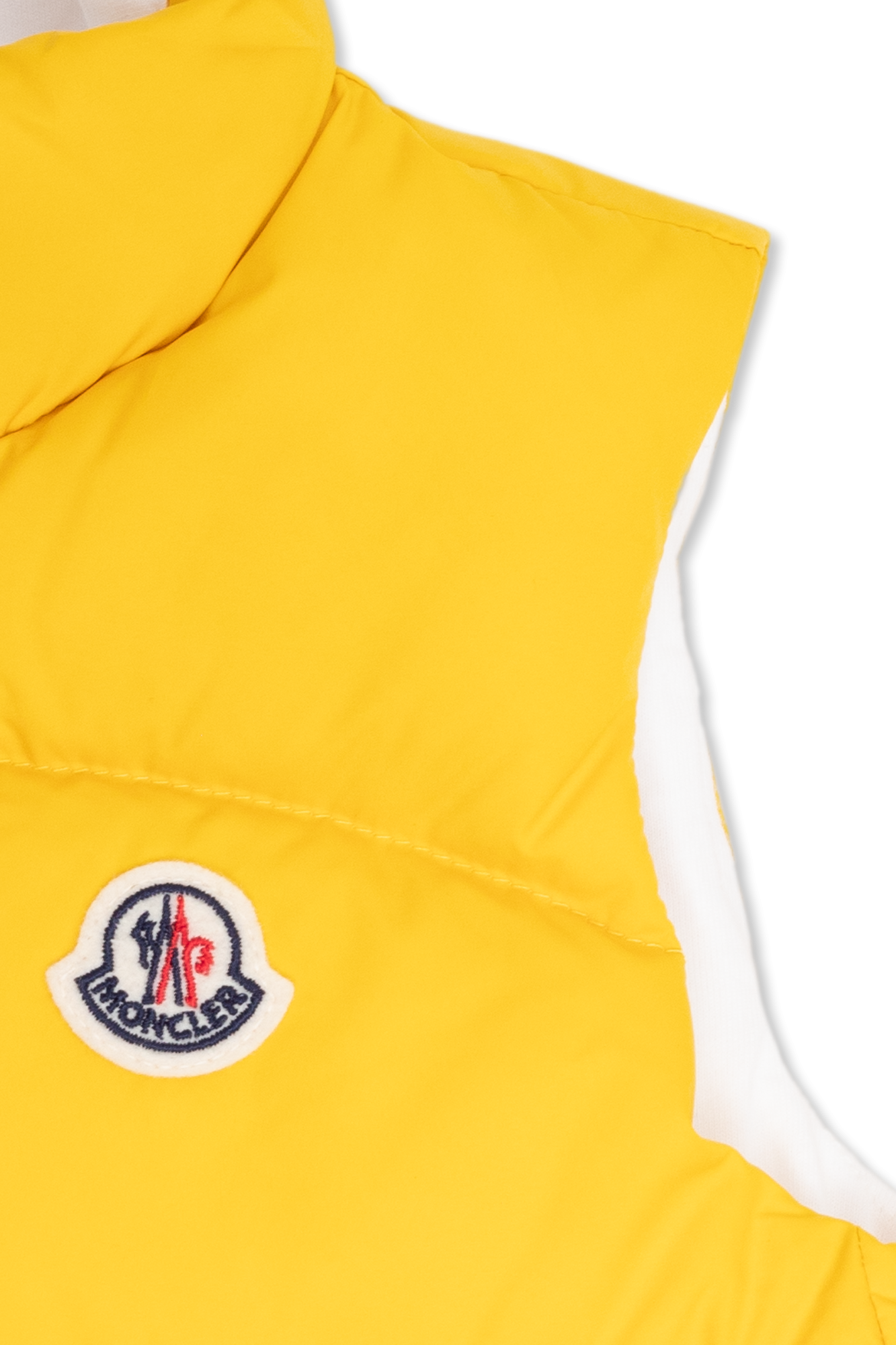 Moncler Enfant 'PRACTICAL AND STYLISH OUTERWEAR