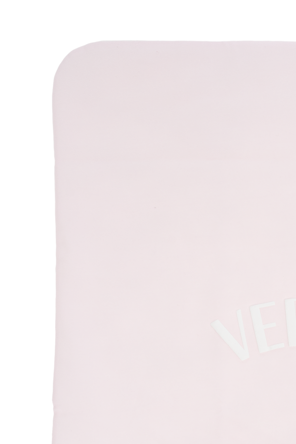 Versace Kids Bawełniany koc niemowlęcy z logo