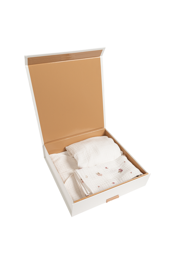 Set of two muslin diapers od Chloé Kids