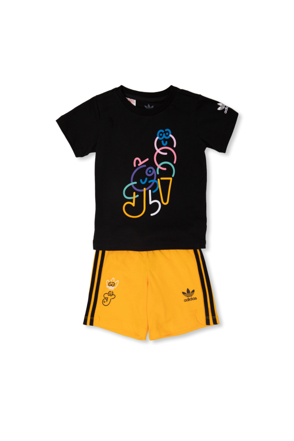 adidas fifa Kids T-shirt & shorts set