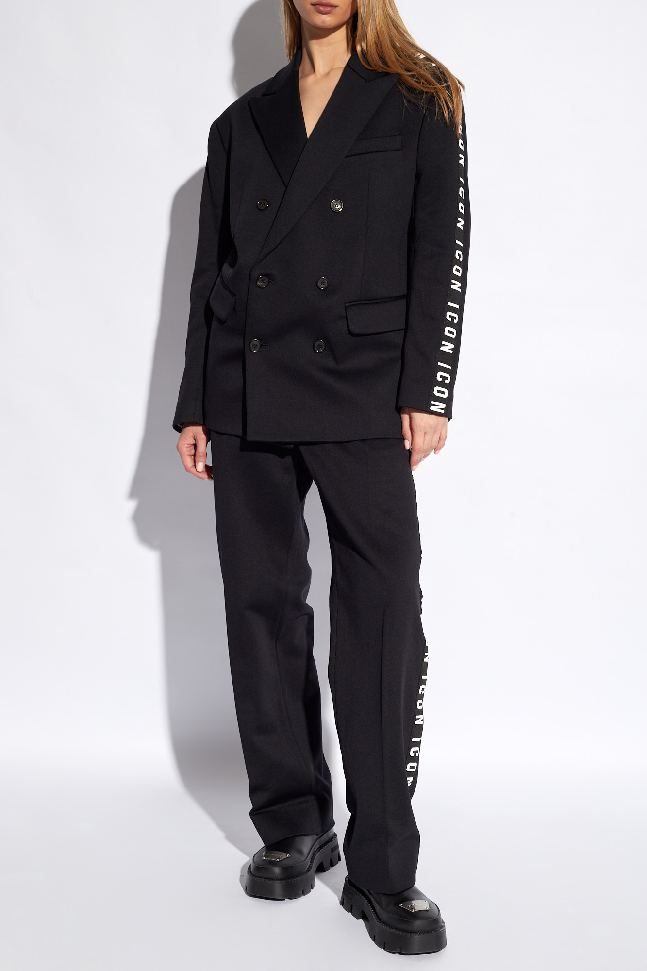 Dsquared2 Suit with logo