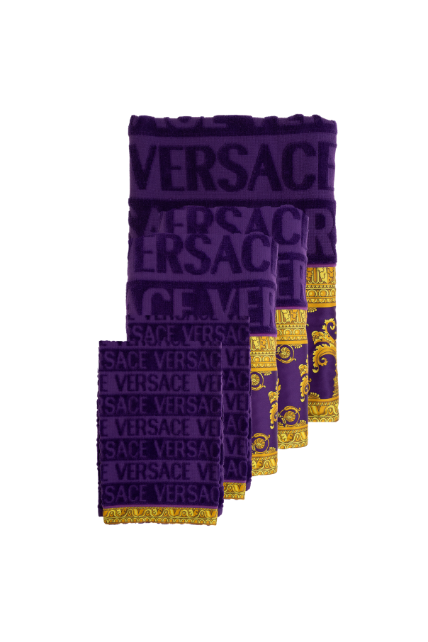 Set of five towels od Versace Home