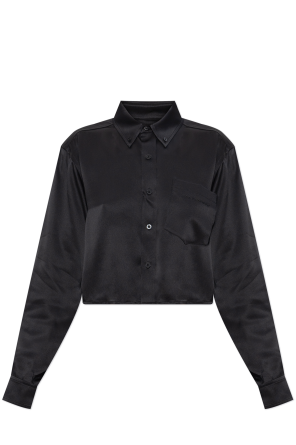 Short shirt with pocket