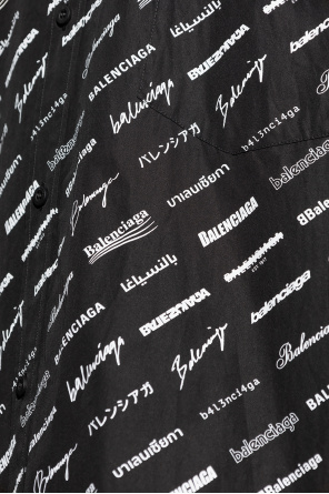 Balenciaga Update your Gestreepte shirt rotation with the