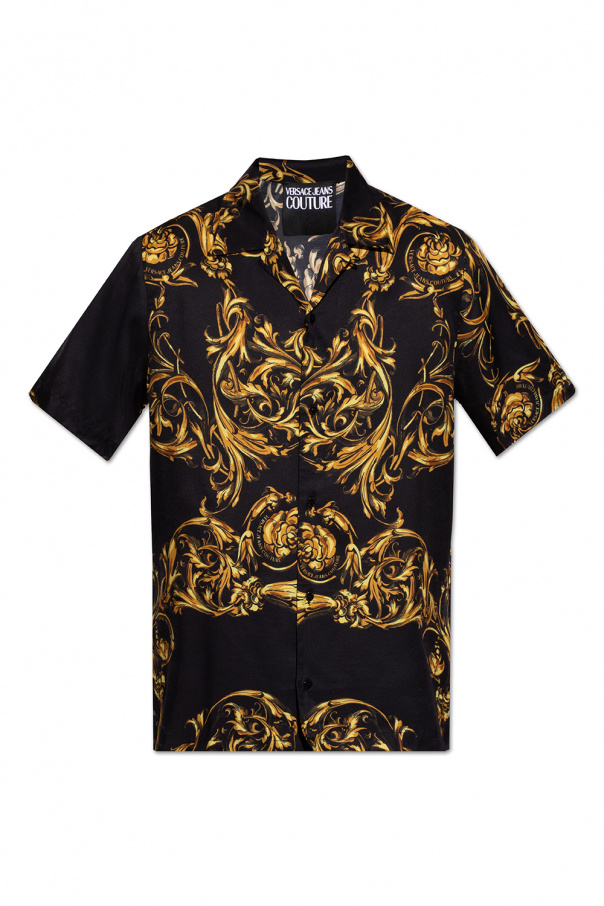 are splashed onto a T-shirt and the Patterned marinho shirt