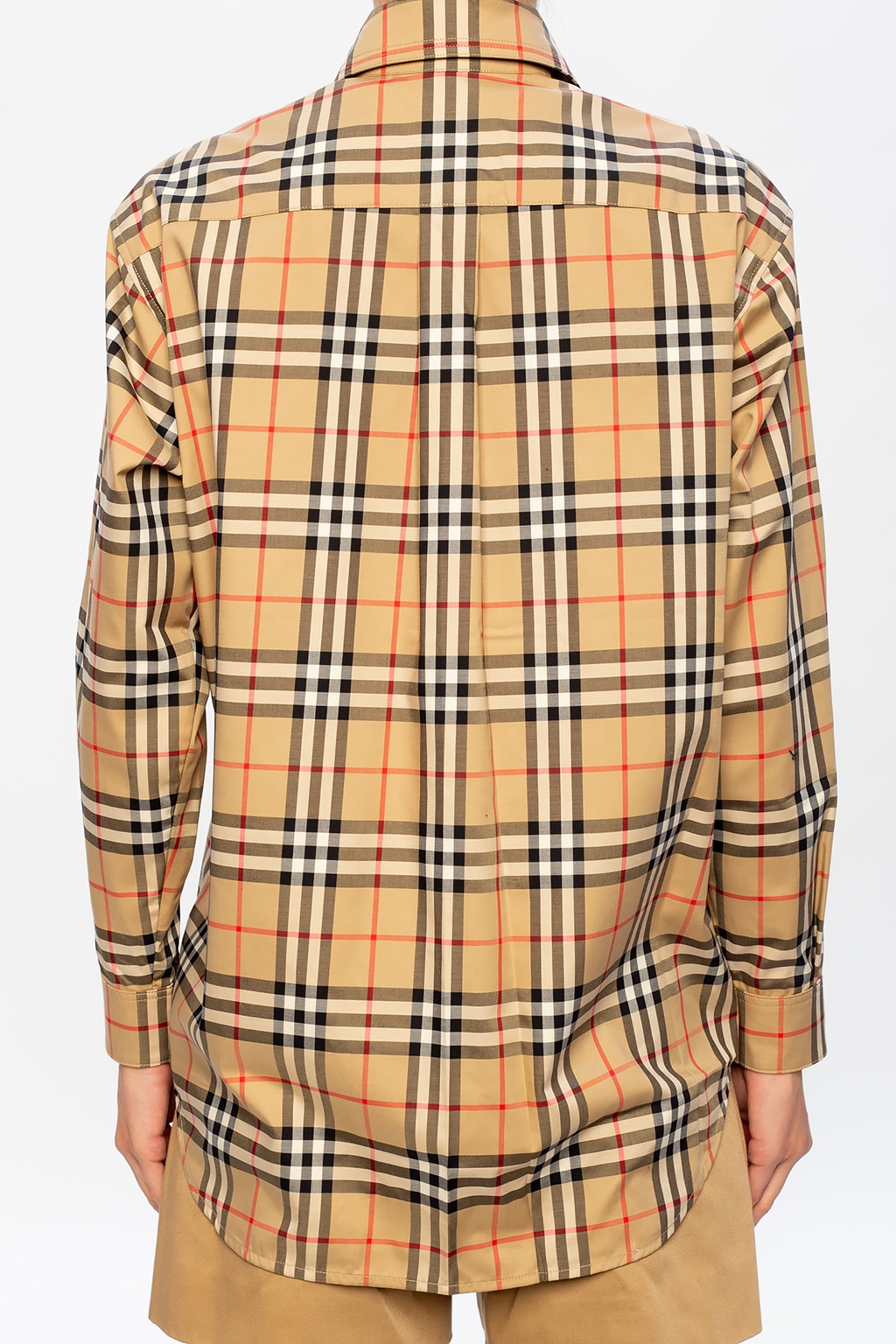 Guide to legit checking Burberry shirts from resell sites like Mercari,  Depop, Grailed, Poshmark, and others. : r/Burberry