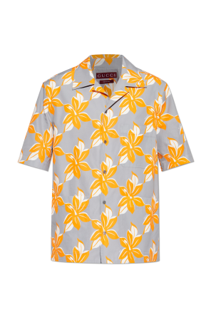 Shirt with pockets