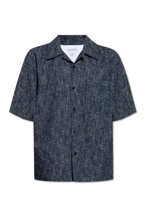 Short-sleeved shirt