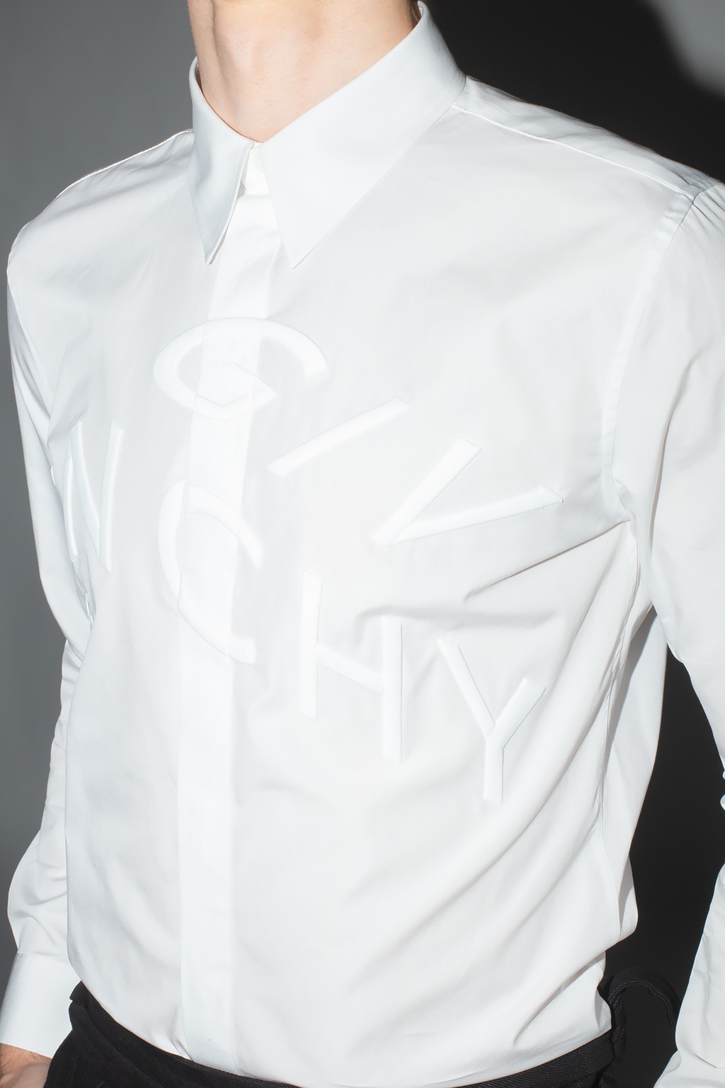 Givenchy Logo-embroidered shirt