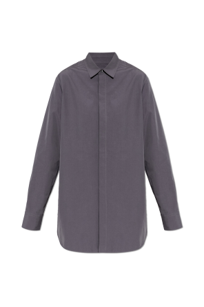 Shirt with a back slit