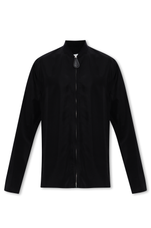 Shirt with zip fastening