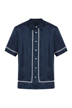 Shirt with a decoratively embroidered pattern