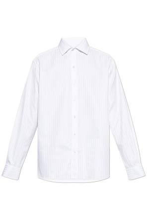 Shirt with stripe pattern