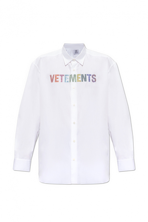 VETEMENTS embossed shirt with logo appliqué