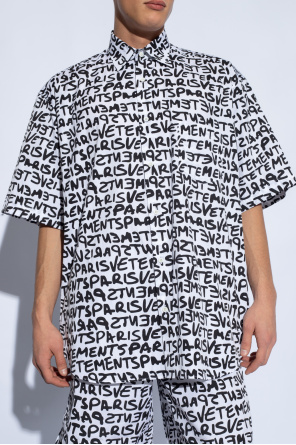 VETEMENTS Shirt with logo