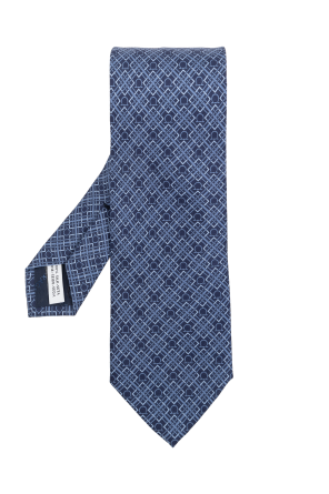 Silk tie