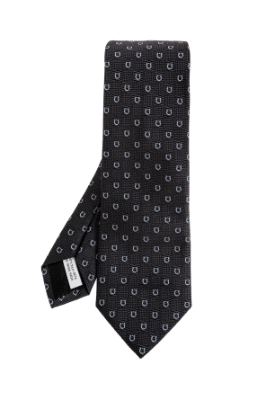 Silk tie