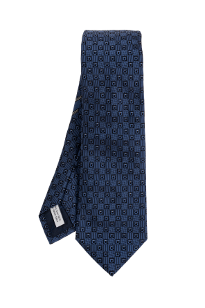 Silk tie