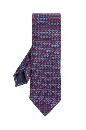 Silk tie