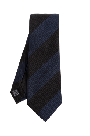 Silk tie
