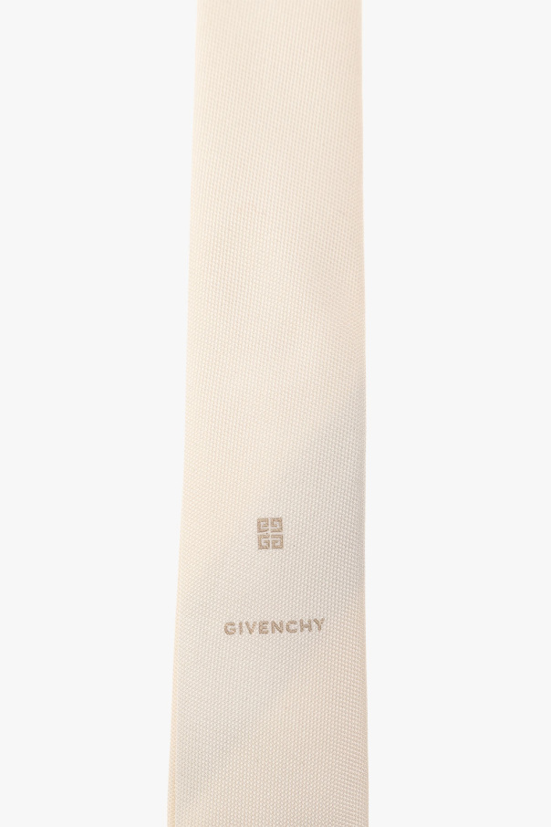 Givenchy sponsorise Silk tie