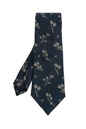 Silk tie