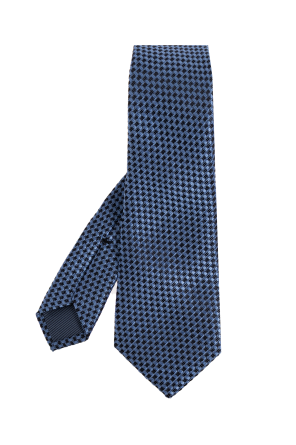 Silk tie