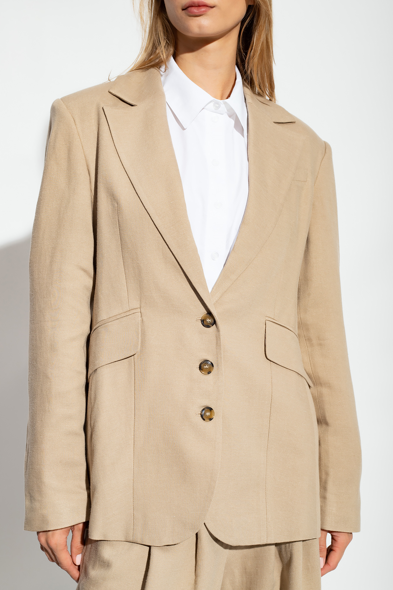 HERSKIND ‘Louisa’ blazer with denuded back