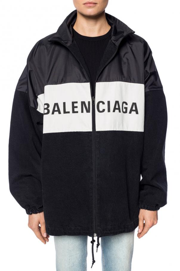 Balenciaga куртка. Куртка Баленсиага мужская 2022. Черная куртка Баленсиага. Куртка Balenciaga WFP. Balenciaga Bomber Jacket Seoul.