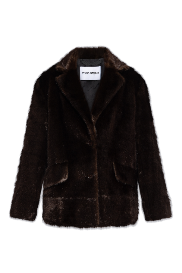 "Evyn" faux fur od STAND STUDIO