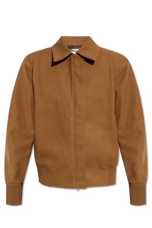 Jacket with collar