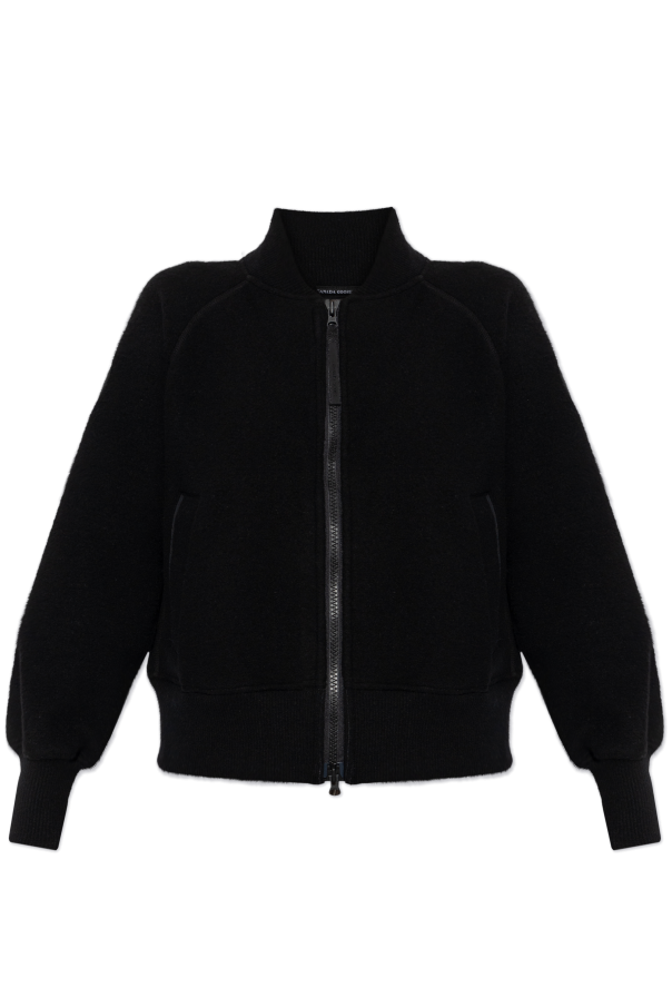 Sweatshirt with logo patch od Canada Goose