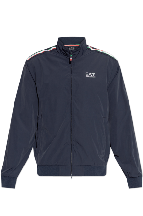 Chaqueta con cuello alto