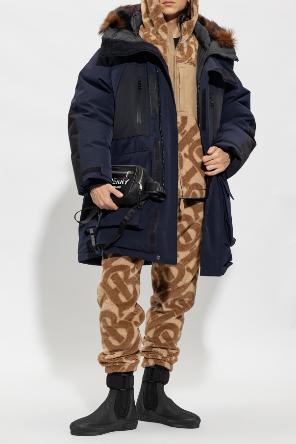 Burberry Rot ‘Kingsley’ down parka