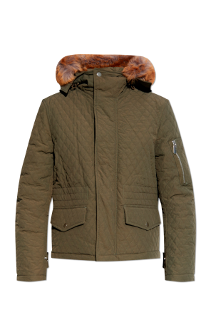 Jacket with detachable collar